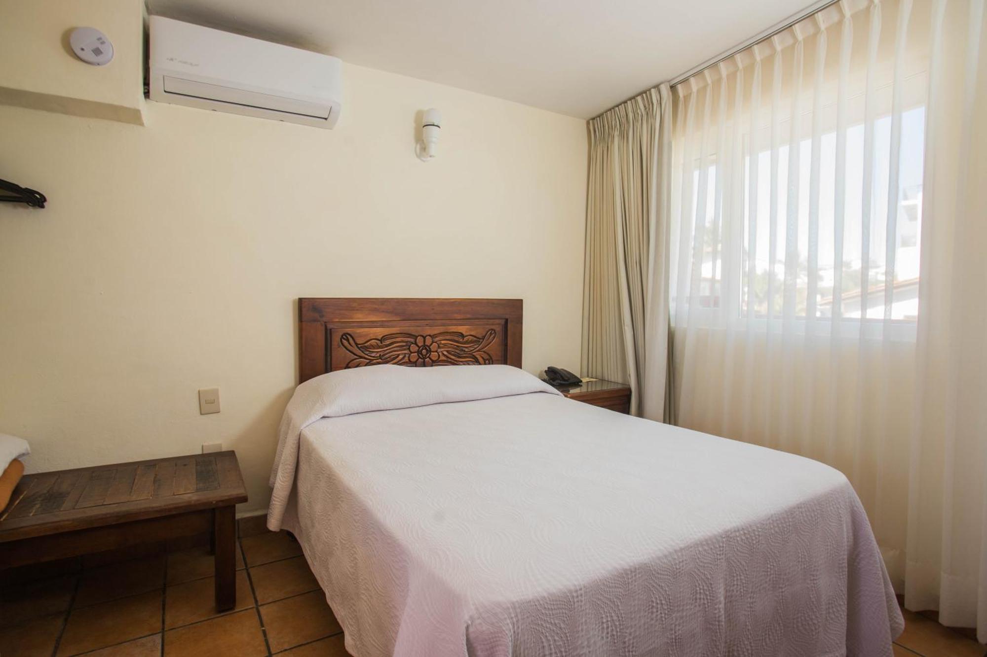 Standard Double Room,1765862373:JPEG